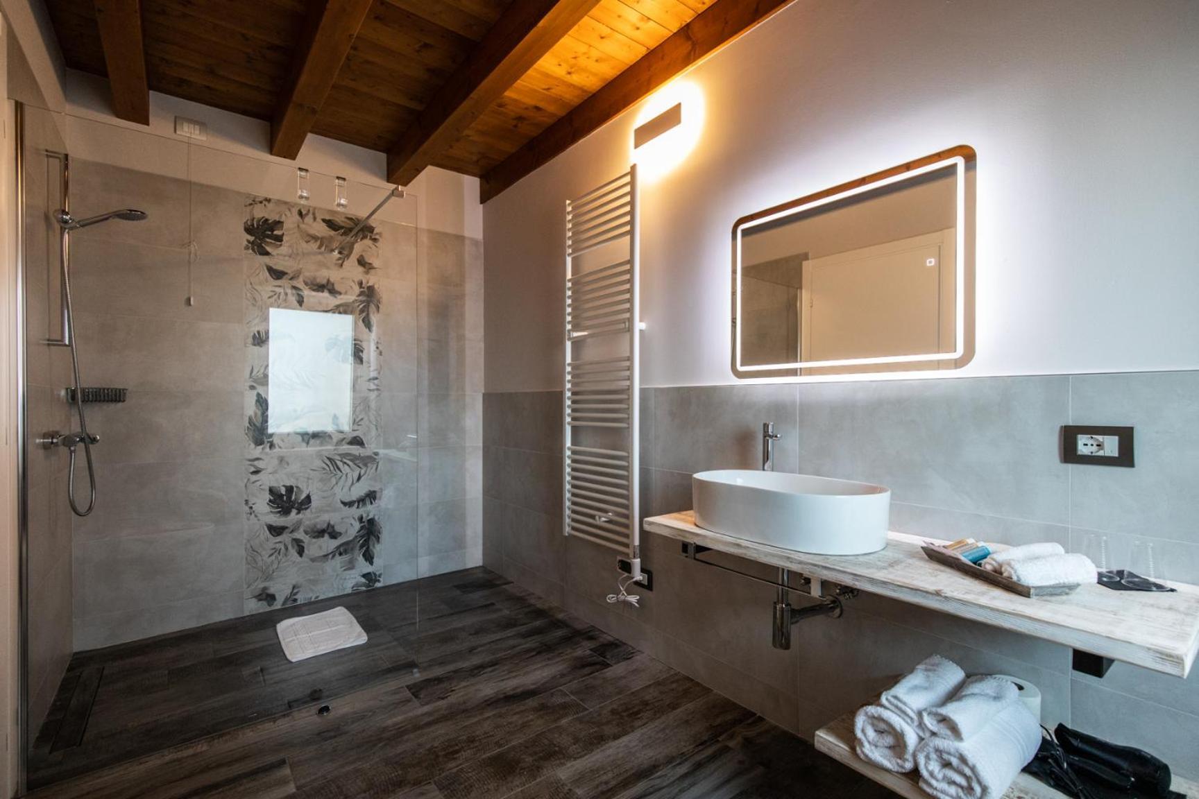 Atmosfere Charme & Country Hotel Borgo San Mauro Exterior photo
